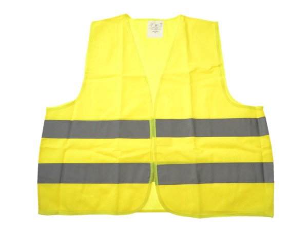1x high-visibility vest for all vehicles according to EN ISO 20471 XL