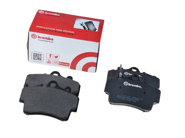 Brake pads for PORSCHE 986 Boxster 987 Cayman 2.5 2.7 FRONT BREMBO