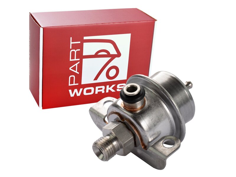 燃圧レギュレーター PORSCHE 944 2.7 3.0 S2 968用