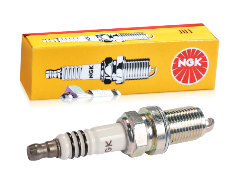 1x candela per PORSCHE Boxster 986 2.5 -99 NGK